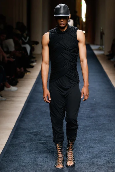 Look 53
